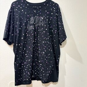 Nike Sportswear Speckled Logo Tee - Black/Purple Terrazzo Print - XL